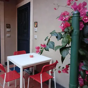 https://apartment-melograno5.sicilyhotelsitaly.net